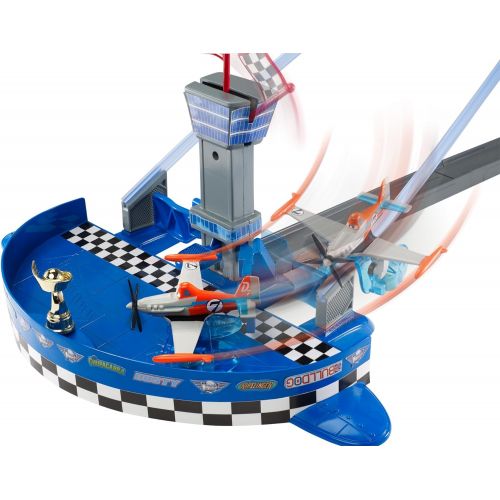 마텔 Mattel Disney Planes Sky Track Challenge Trackset