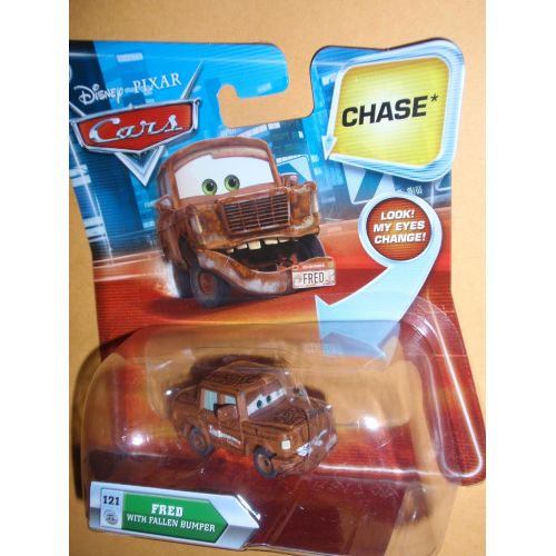 마텔 Mattel Disney / Pixar CARS Movie 155 Die Cast Car with Lenticular Eyes Series 2 Fred with Fallen Bumper Chase Piece!