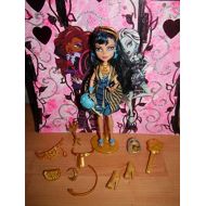 Mattel Monster High Gloom and Bloom Cleo De Nile 10.5 Doll