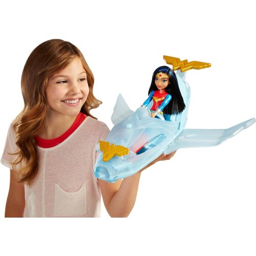 마텔 DC Super Hero Girls Super Hero Girls WONDER WOMAN Action DOLL & INVISIBLE JET Playset w ROLLING WHEELS & Shooting PROJECTILE