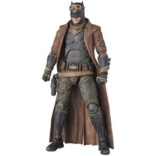 메디콤 Medicom Batman v Superman: Dawn of Justice: Knightmare Batman MAF EX Figure