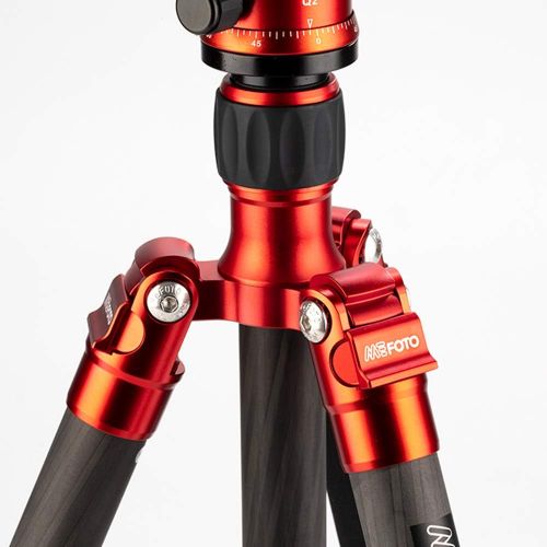  Mefoto MeFOTO Classic Carbon Fiber Globetrotter Travel TripodMonopod Kit - Red (C2350Q2R)