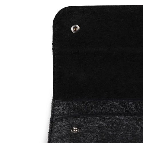  MegaGear Genuine Leather and Fleece Sleeve for 13.3