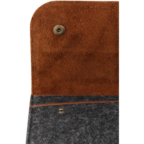  MegaGear Genuine Leather and Fleece Sleeve for 13.3