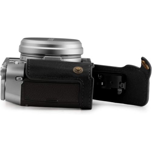  MegaGear Ever Ready Genuine Leather Camera Half Case Compatible with Fujifilm X100V