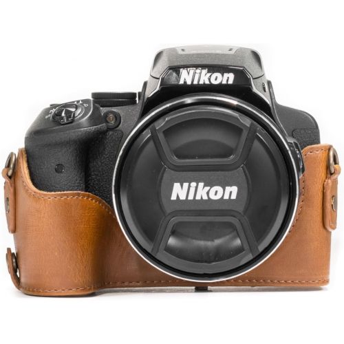  MegaGear Ever Ready Leather Camera Case Compatible with Nikon Coolpix P900, P900S