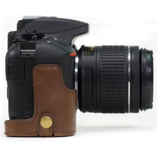  MegaGear Nikon D5600, D5500 Ever Ready Leather Camera Half Case and Strap, with Battery Access - Dark Brown - MG1171