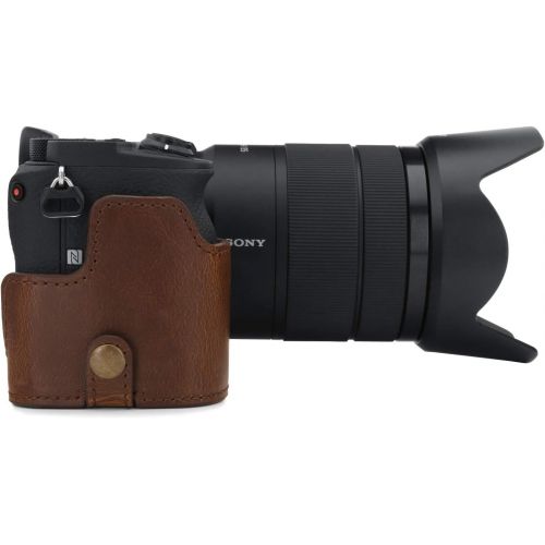  MegaGear Ever Ready Leather Camera Half Case Compatible with Sony Alpha A6600