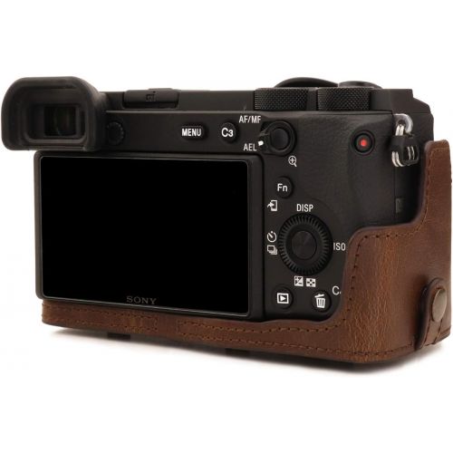  MegaGear Ever Ready Leather Camera Case Compatible with Sony Alpha A6600 (18-135mm)