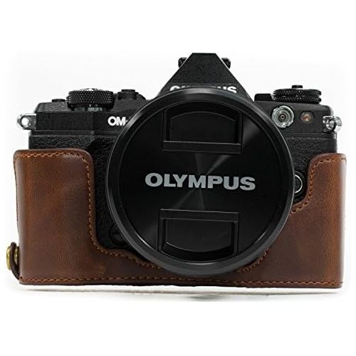  MegaGear Ever Ready Leather Camera Half Case Compatible with Olympus OM-D E-M5 Mark II