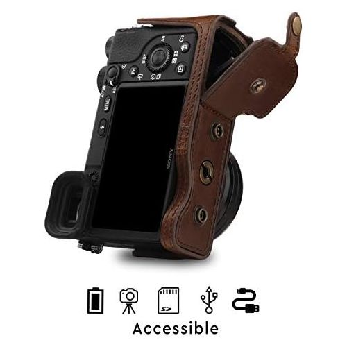 MegaGear Ever Ready Leather Camera Case Compatible with Sony Alpha A6100, A6400 (16-50mm)
