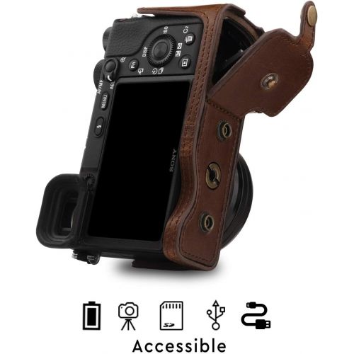  MegaGear Ever Ready Leather Camera Case Compatible with Sony Alpha A6100, A6400 (16-50mm)