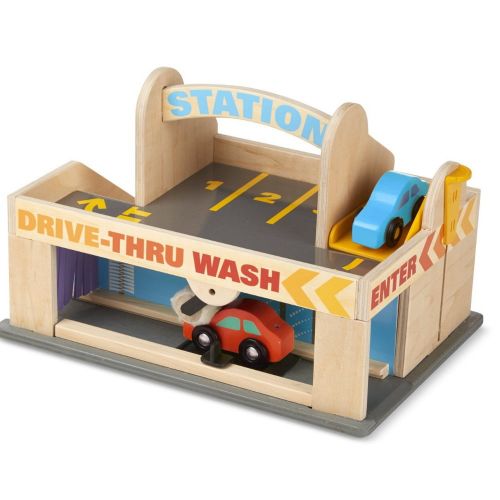  Melissa & Doug Service Station Parking Garage With 2 Wooden Cars and Drive-Thru Car Wash