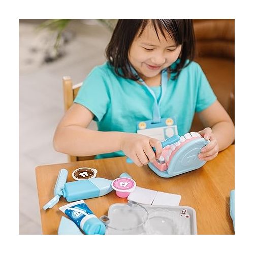  Melissa & Doug Super Smile Dentist Kit With Pretend Play Set of Teeth And Dental Accessories (25 Toy Pieces) - Pretend Dentist Play Set, Dentist Toy, Dentist Kit For Kids Ages 3+