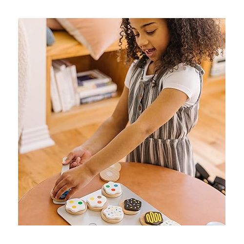  Melissa & Doug Slice and Bake Wooden Cookie Play Food Set - Pretend Cookies And Baking Sheet, Wooden Play Food Set, Toy Baking Set For Kids Ages 3+