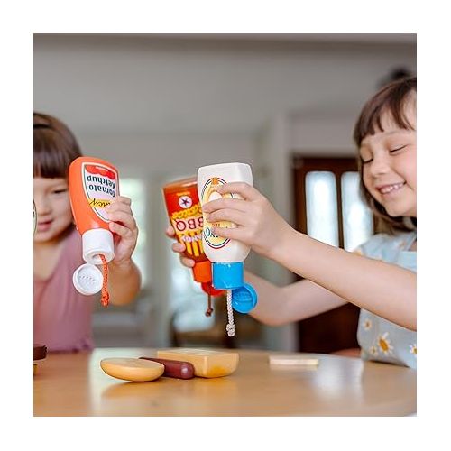  Melissa & Doug 5-Piece Favorite Condiments Play Food Set - Play Ketchup and Mustard Bottles, Pretend Play Food Set For Kids Ages 3+