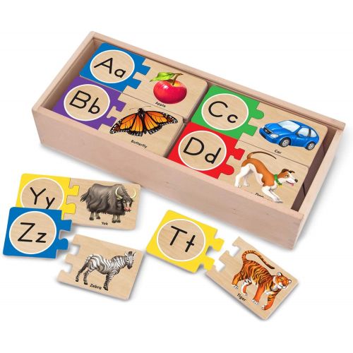  [아마존베스트]Melissa & Doug Self-Correcting Alphabet Letter Puzzles, Developmental Toys, Wooden Storage Box, Detailed Pictures, 52 Pieces, 3″ H × 13.75″ W × 5.75″ L