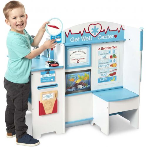  Melissa & Doug Doctor Activity Center