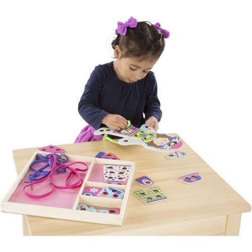  Melissa & Doug My First Lacing Doll With 16 Pieces of Clothing and 3 Laces