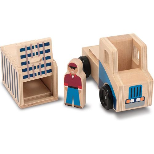  Melissa & Doug Whittle World - Cargo Ship & Truck Set