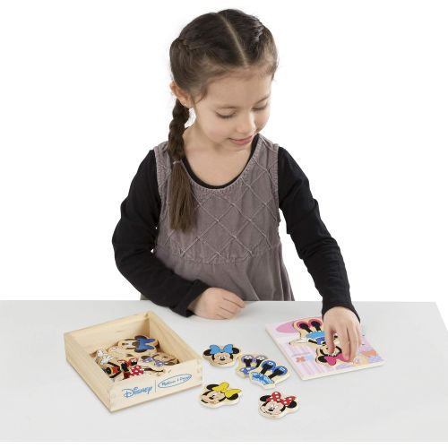  Melissa & Doug Minnie Wooden Mix & Match Dress-Up