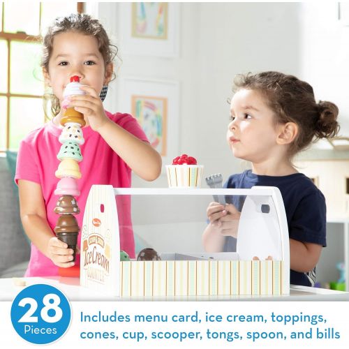  [무료배송]Melissa & Doug Wooden Scoop and Serve Ice Cream Counter (28 pcs) - Play Food and Accessories