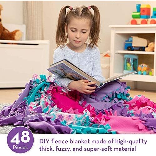  [아마존베스트]Melissa & Doug Created by Me! Flower Fleece Quilt (Arts & Crafts, No-Sew Fleece Quilt, Soft Material, 48-Pieces, 5′W × 4′L)