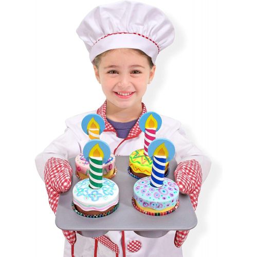  [아마존베스트]Melissa & Doug Bake & Decorate Cupcake Set (Pretend Play, Colorful Wooden Play-Food Set, Materials, 22 Pieces, 13” H x 10.4” W x 3” L)