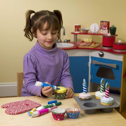  [아마존베스트]Melissa & Doug Bake & Decorate Cupcake Set (Pretend Play, Colorful Wooden Play-Food Set, Materials, 22 Pieces, 13” H x 10.4” W x 3” L)