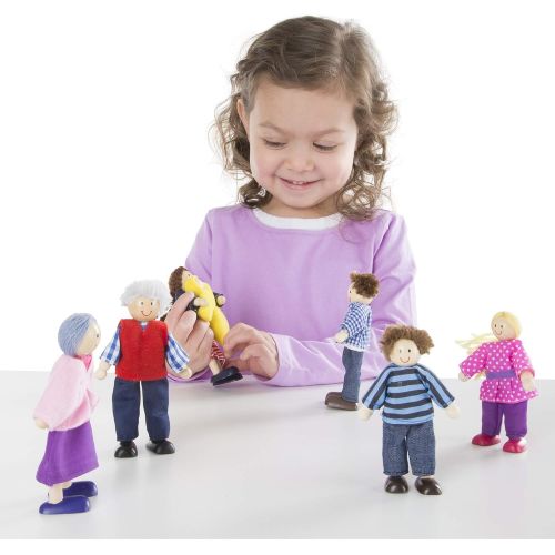  [아마존베스트]Melissa & Doug Wooden Doll Family (Pretend Play, 7 Pieces)