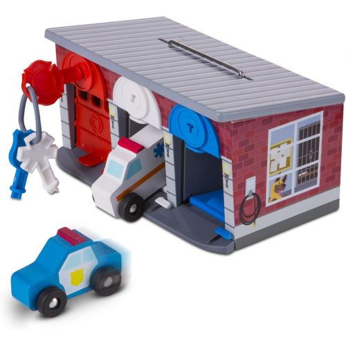  [아마존베스트]Melissa & Doug Keys & Cars Wooden Rescue Vehicle & Garage Toy (Emergency Vehicles, Great for Motor Skill Development, Color-Coded Keys)