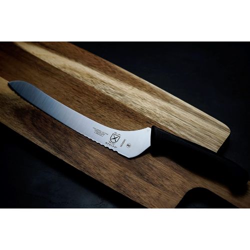  Mercer Culinary M23890 Millennia Black Handle, 9-Inch Offset Wavy Edge, Bread Knife