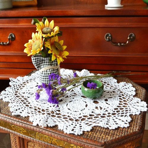  Merryfeel Handmade Crochet Lace Placemats,100% Cotton Crochet White - Set of 4 - Round 15 Inch