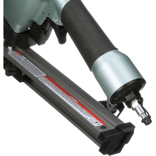  Metabo HPT Strap-Tite Fastening System Strip Nailer, Pneumatic, Accepts 1-1/2-Inch Nails, Metal Connector (NR38AK)