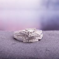 Miadora 10k White Gold 1/3ct TDW Princess Cut Diamond Bridal Ring Set by Miadora