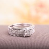 Miadora 10k White Gold 3/8ct TDW Princess Diamond Bridal Ring Set by Miadora