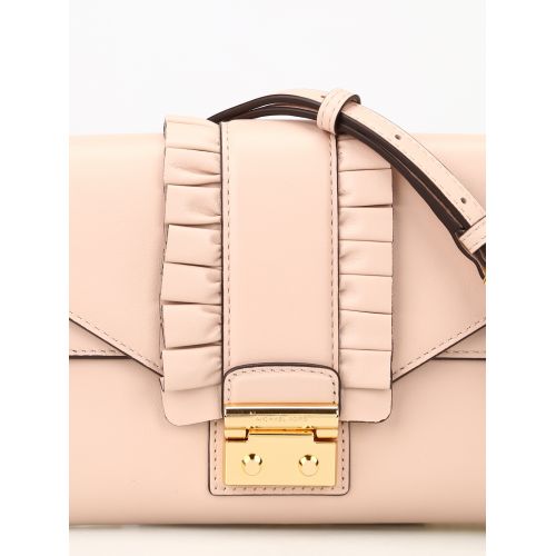 마이클 코어스 Michael Kors Sloan ruffled soft pink clutch