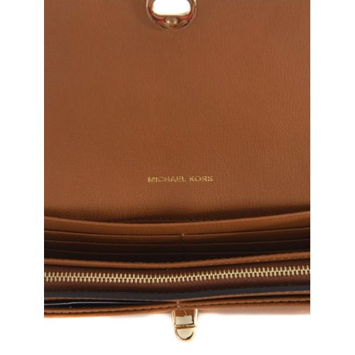 마이클 코어스 Michael Kors Rivington Stud leather flap wallet