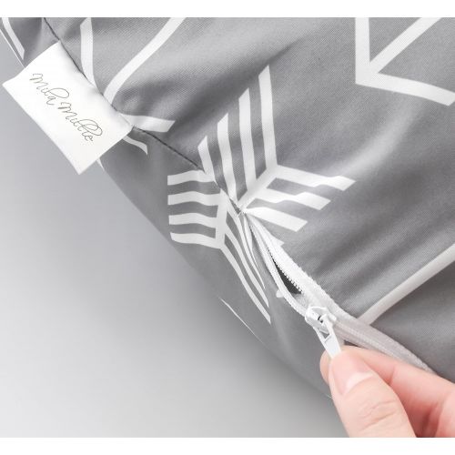  [아마존베스트]Water Resistant Removable Cover for Newborn Lounger | Unisex Gray Arrow Design | Premium Quality Soft Wipeable Fabric | Great Baby Shower Gift | Mila Millie (Gray Arrow)