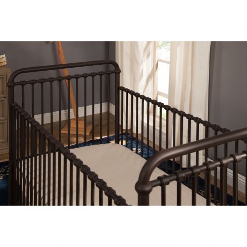  Million Dollar Baby Classic Abigail 3-in-1 Convertible Crib