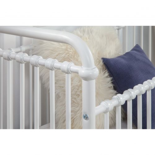  Million Dollar Baby Classic Abigail 3-in-1 Convertible Crib