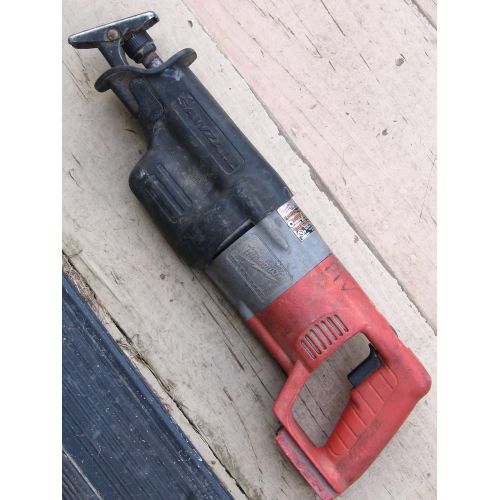  Bare-Tool Milwaukee 6515-20 Sawzall 18-Volt Ni-Cad Cordless Reciprocating Saw (Tool Only, No Battery)