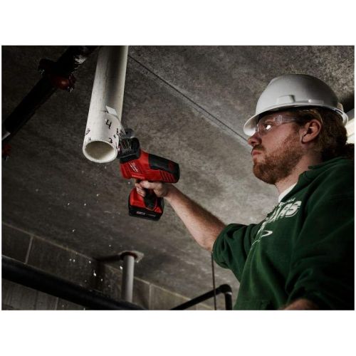  Milwaukee 2625-21CT M18 18-Volt Hackzall Cordless One-Handed Reciprocating Saw Kit