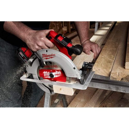  MILWAUKEE M18 Brushless 7-1/4 in. Cir