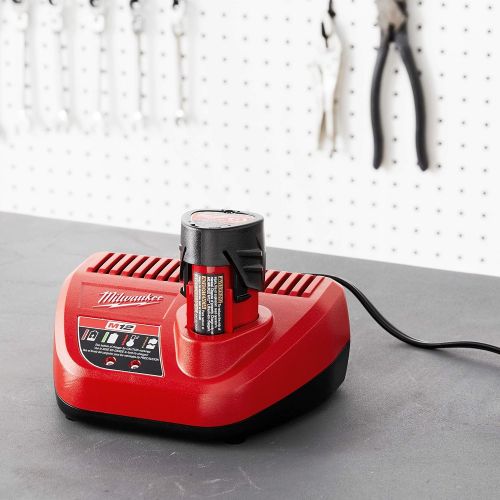  Milwaukee 48-59-2420 M12 2.0 Red Lithium Starter Kit