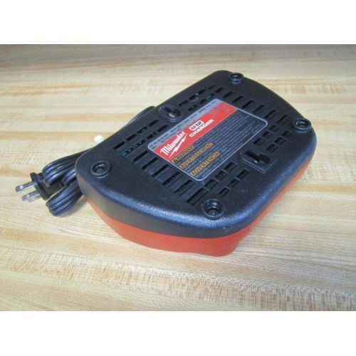  Milwaukee 48-59-2401 12-Volt Lithium-ion Battery Charger