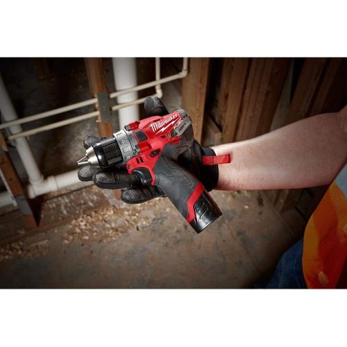  [아마존베스트]Milwaukee 2504-21 M12 FUEL 1/2 in. Hammer Drill Kit with 2.0 Ah Battery and Bag