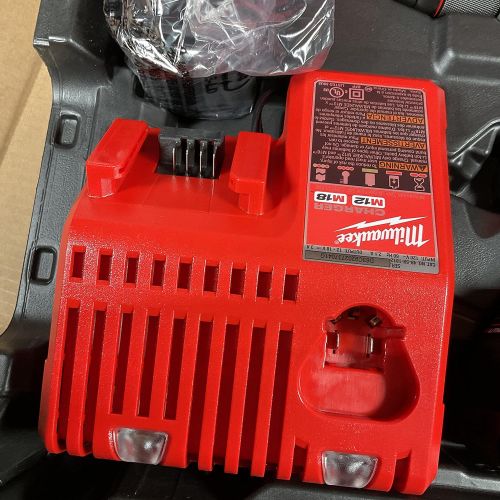  [아마존베스트]Milwaukee Electric Tools 2803-22 Drill Driver Kit