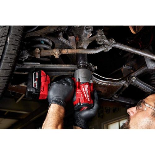  [아마존베스트]Milwaukee M18 FUEL 18-Volt Lithium-Ion Brushless Cordless 1/2 in. Impact Wrench with Friction Ring Kit with One 5.0Ah Batteries