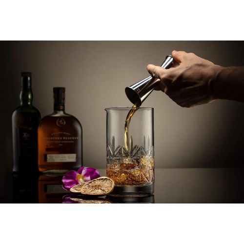  [아마존베스트]Mixology & Craft Crystal Cocktail Mixing Glass bartender Beaker // 24oz Cocktail Stirring Glass with Thick Weighted Bottom // Professional Bar Beaker Mixing Glass for an Awesome Mixing Experience